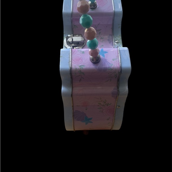 Bundle ⚡️3/$20 Disney tin purse - Picture 3 of 8